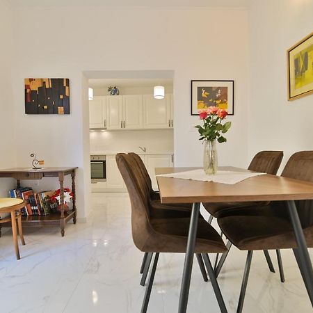 Apartments Art Trogir Exteriör bild