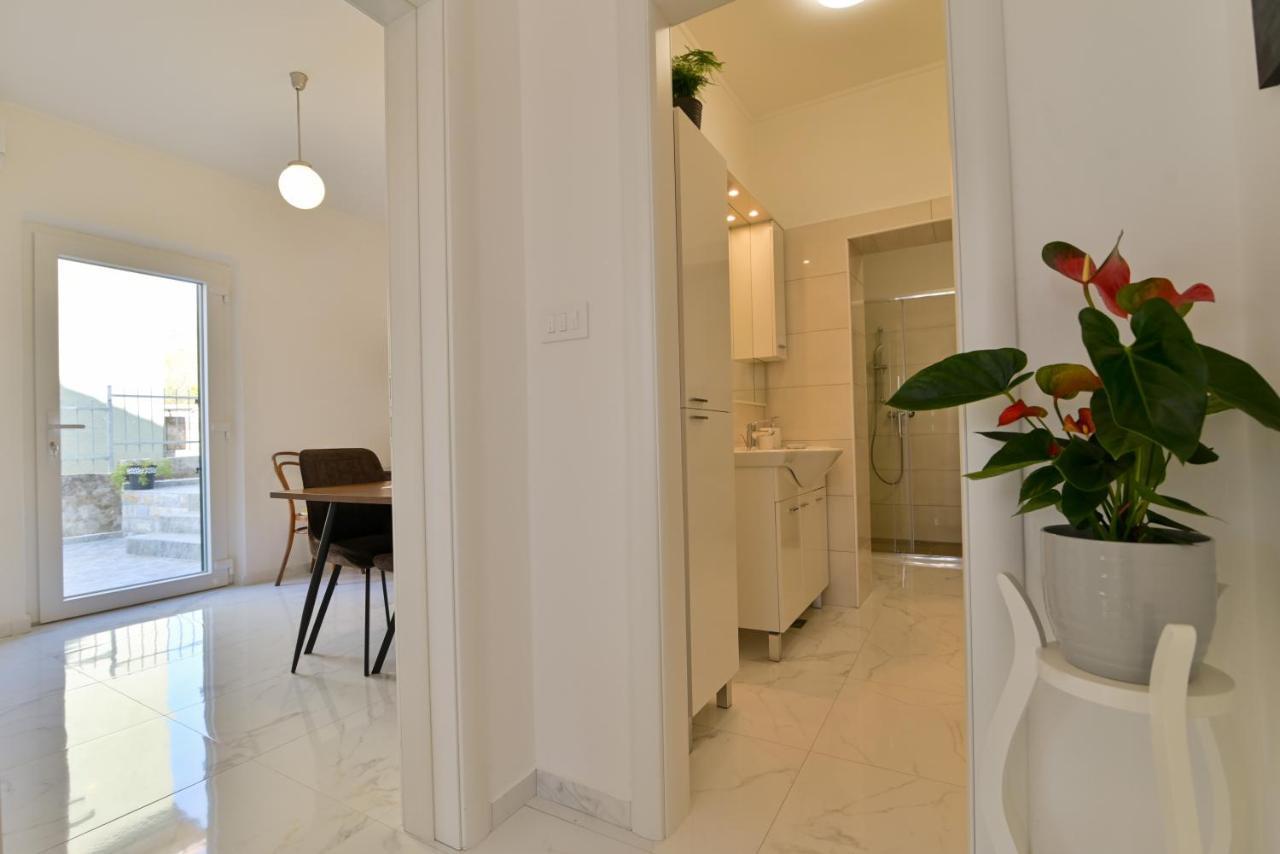 Apartments Art Trogir Exteriör bild